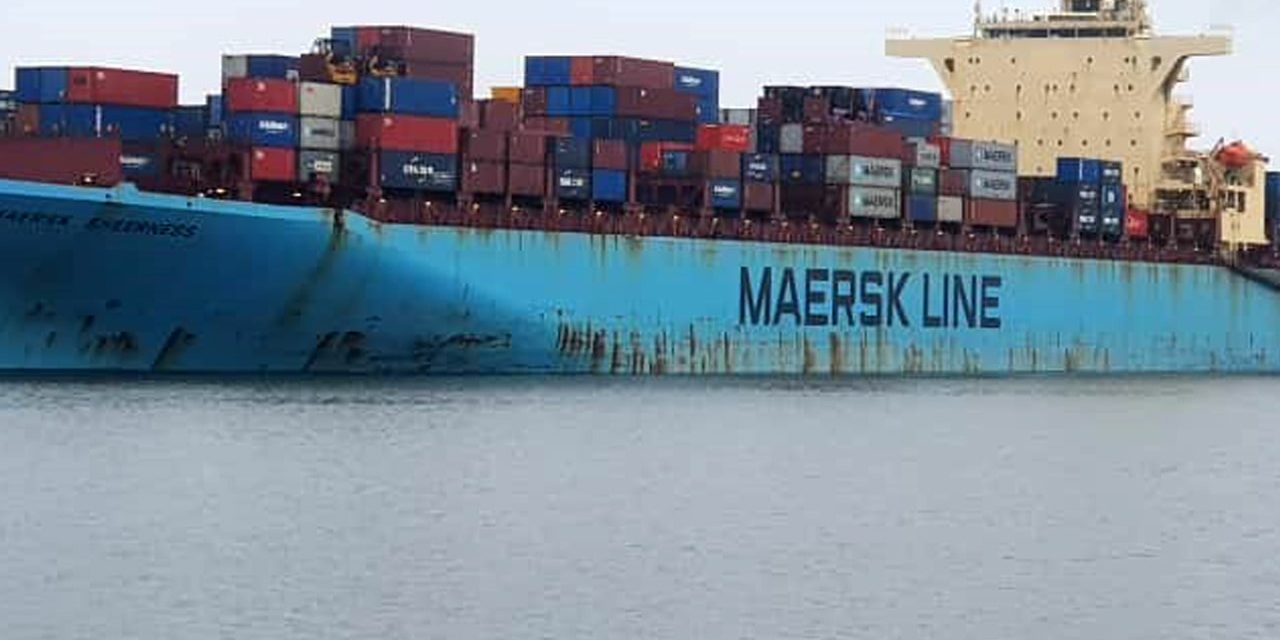 Maersk Sheerness docks at Walvis Bay