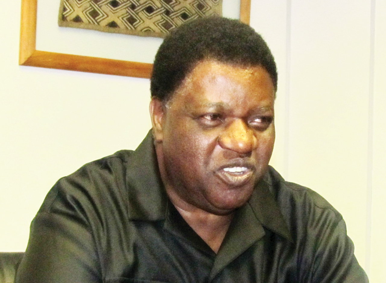 Labour Minister wants SSC workers to improve performance