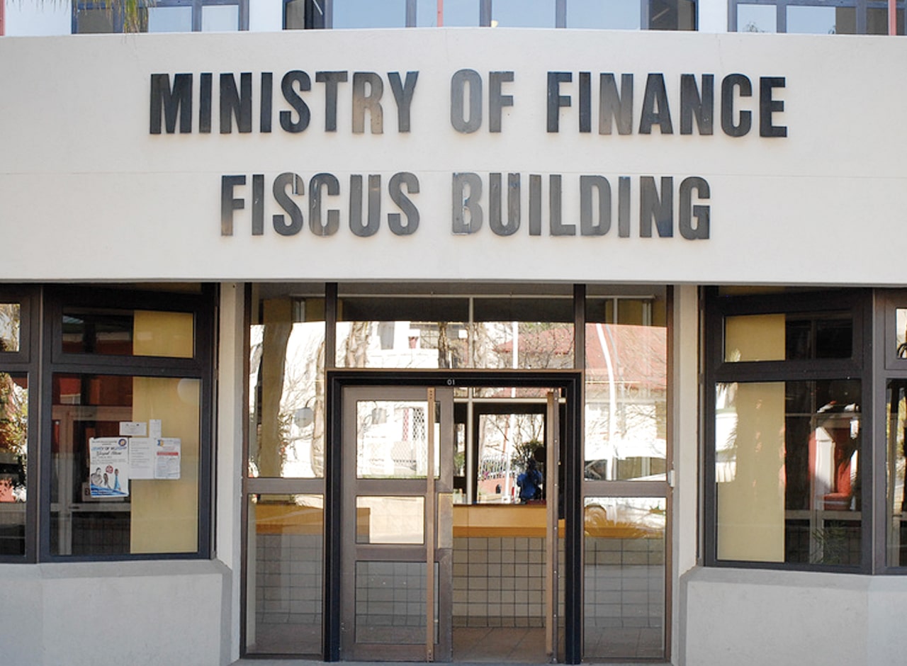 578,863 apply for N$750 grant