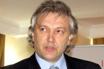 Hopwood blasts Geingob over employment promises