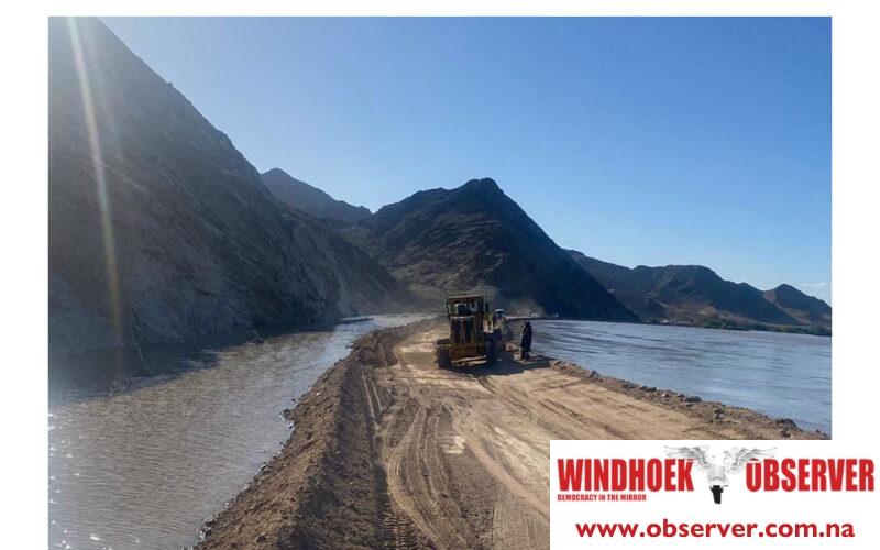 Rising Orange River prompts night-time road closure