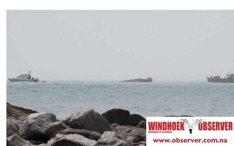 Sunken barge raises concerns about pollution at Lüderitz