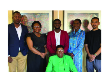 Former NYC board members drag Steenkamp to court