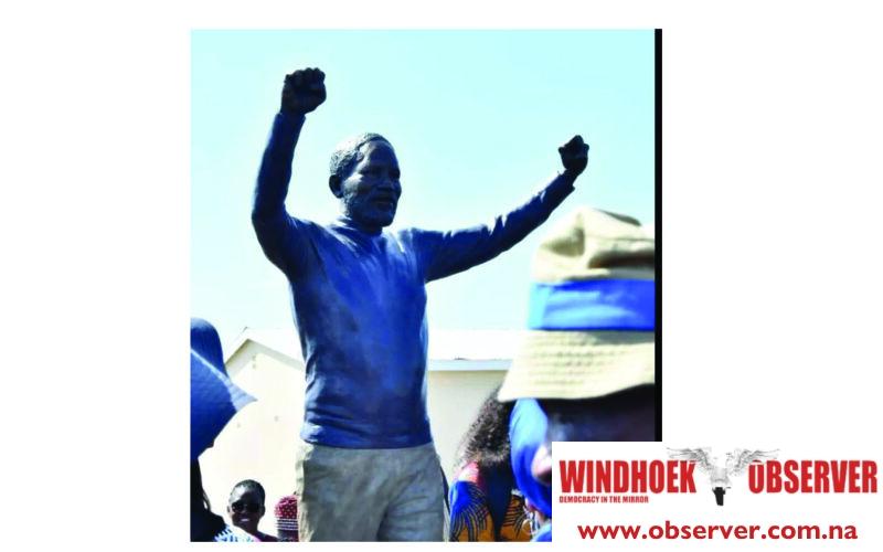 Toivo ya Toivo honoured with statue at Robben Island